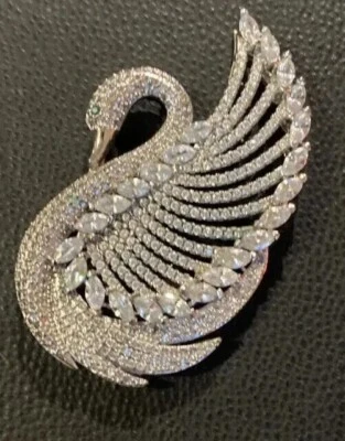 Broche prendedor cisne diamante simulado marquesa de 2,00 quilates enchapado en oro blanco de 14 quilates para mujer Foto 1 de 3