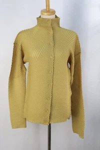ISSEY MIYAKE beige Faltenjacke 108 9093 - Bild 1 von 6