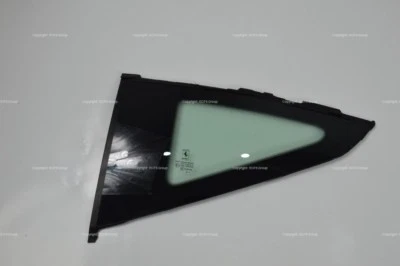 Ferrari F12 Berlinetta F152 Rear left quarter glass window Foto 1 de 4