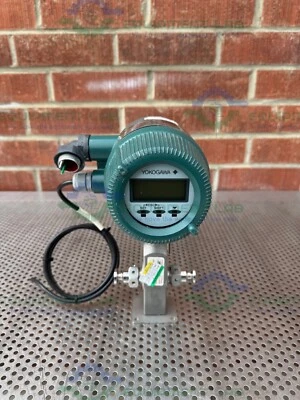 Магнитный расходомер Yokogawa Admag AXF 010C с санитарным фитингом 1/2 дюйма - Изображение 1 из 4