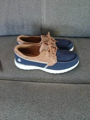 Zapatos de barco Skechers On The Go refrigerados por aire estera de yoga para mujer 9W AZUL/MARRÓN ~ USADOS EN EXCELENTE ESTADO Foto 1 de 4