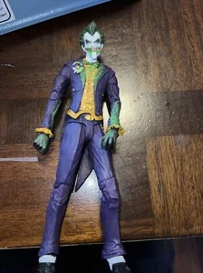DC McFarlane Toys Modellino Joker 7 pollici - Foto 1 di 7