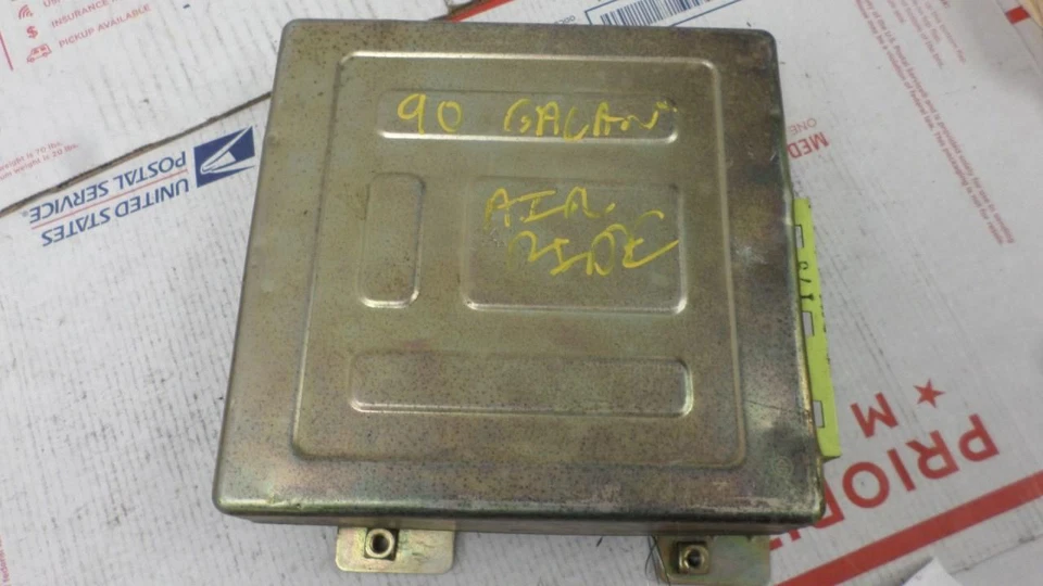 MÓDULO DE CONTROL DE SUSPENSIÓN MITSUBISHI GALANT 1990 1991 1992 1993 MB666716 OEM Foto 1 de 1