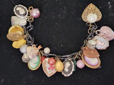 Valentine Vintage Victorian Style Romance Hearts Lockets Plastic Charm Bracelet  - Image 1 of 4