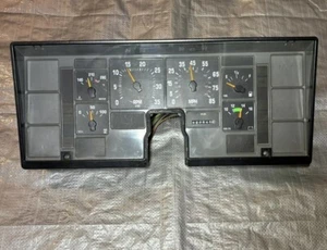 READ DESCRIPTION!!! International Instrument Cluster 3525075C94 4700 DT466E - Foto 1 di 20