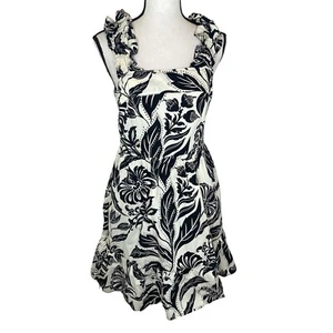 Who What Wear Damen Sommerkleid klein schwarz & weiß Blumen Stufen hinten offen - Bild 1 von 14