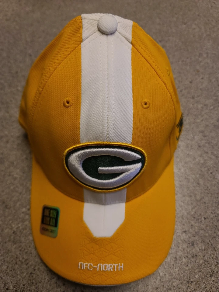 Green Bay Packers Reebok NFL Authentic Sideline Hat Cap All Yellow One Size Fit