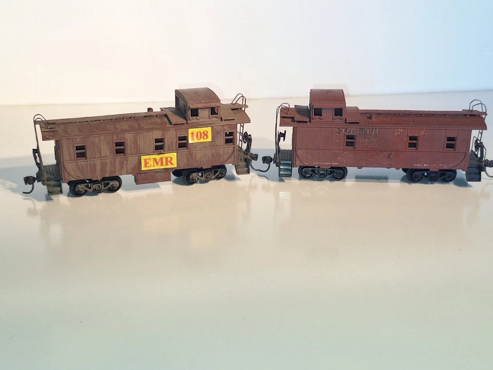 Roundhouse Cabooses x 2. HO Scale. Painted/weathered . Fair Cond. No Boxes. - Image 1 of 4