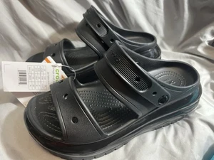 Neu mit Etikett Crocs Mega Crush Größe 7 Herren, Größe 9 Damen  - Bild 1 von 10