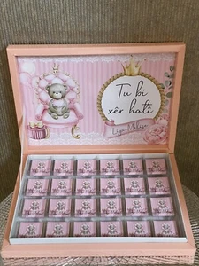 schokobox personalisierte Schokolade Gastgeschenk Baby Geburt Mädchen Taufe 24er - Bild 1 von 2