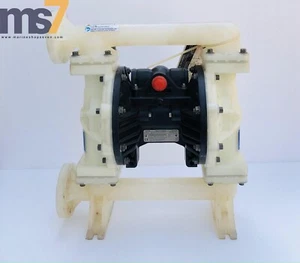 GRACO HUSKY 1050 POLYPROPYLENE 1" AIR DOUBLE DIAPHRAGM/TRANSFER PUMP #649034 - Picture 1 of 6