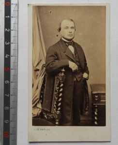 Altes CDV-Foto, 19. Jh. (Portrait eines stehenden Mannes) J. DE PARADA nach PARIS - Bild 1 von 3