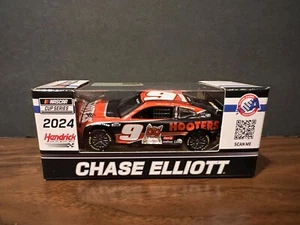 Chase Elliott 2024 #9 HOOTERS Hendrick Camaro ZL1 NASCAR 1/64 CUP - Picture 1 of 2
