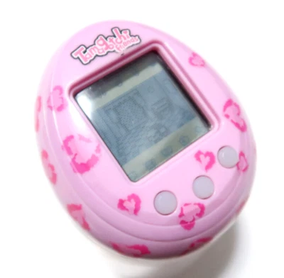 Tamagotchi Bandai Friends Pink Wild Hearts European Exclusive English Tested - Image 1 of 4
