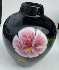 Vintage SIGNED Stuart Abelman K830 1989 Black Floral Vase 7.25" Tall - Picture 1 of 5