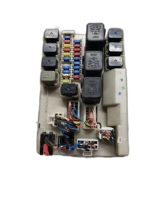 Fuse Box Engine VIN B 4th Digit VQ35DE Fits 04-06 MAXIMA 1170282 - Image 1 of 4