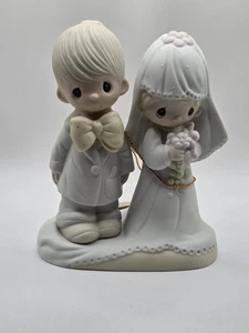 Precious Moments - THE LORD BLESS YOU AND KEEP YOU - Bride & Groom Wedding 1979 - Picture 1 of 11