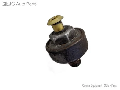 Knock Detonation Sensor For 96-99 Chevrolet K1500  5.7 - Image 1 of 4