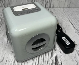 Cubo de 15 colores iHome - Altavoz que cambia de color y base de carga con cable de alimentación PROBADO - Imagen 1 de 7