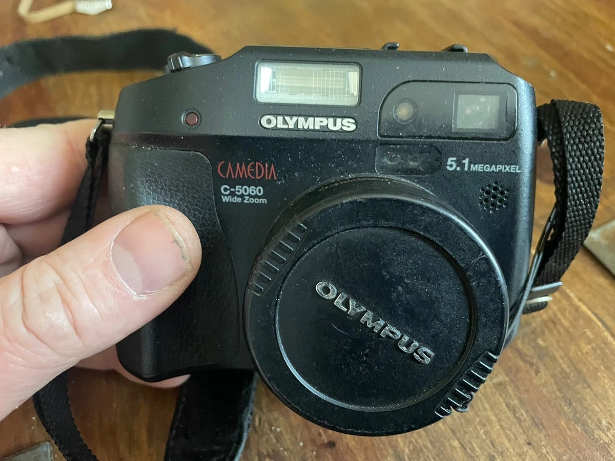 本日まで】OLYMPUS c-5060 c-8080 c-70CF XD 付き Olympus C-8080 Wide