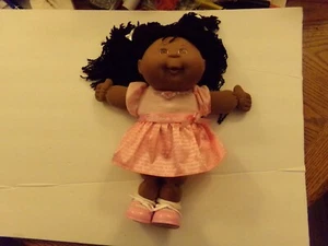 Cabbage Patch Homepage Hugs Kids 1998 A/A GIRL - Picture 1 of 4