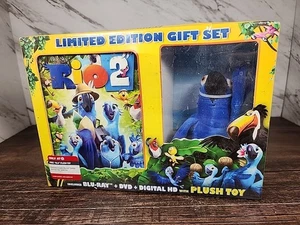 ☆SEALED☆ ~Gift Set Rio 2 w/ Plush Toy Blue-Ray|DVD|Digital Target~ ☆RARE☆ - Imagen 1 de 9