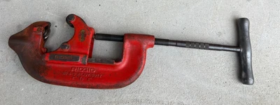Ridgid Tool Co. EUA nº Cortador de tubos manual 4-S grande 2-4 pol - Imagem 1 de 4
