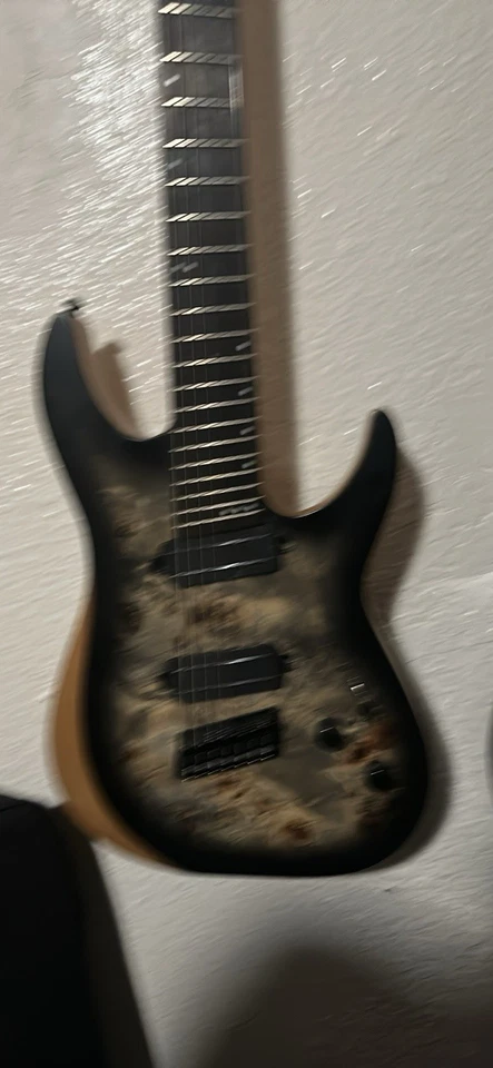 Guitarra eléctrica Schecter Reaper-7 multiescala en ráfaga de carbón satinado Foto 1 de 3