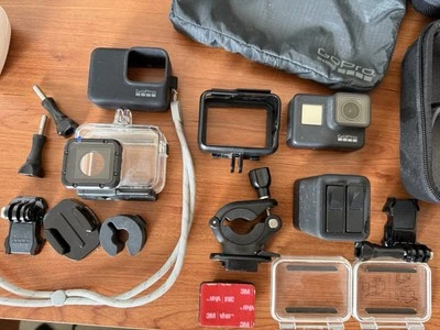 GoPro HERO7 Black 12 Mpix Caméra d'Action Étanche - Noire - Photo 1/4