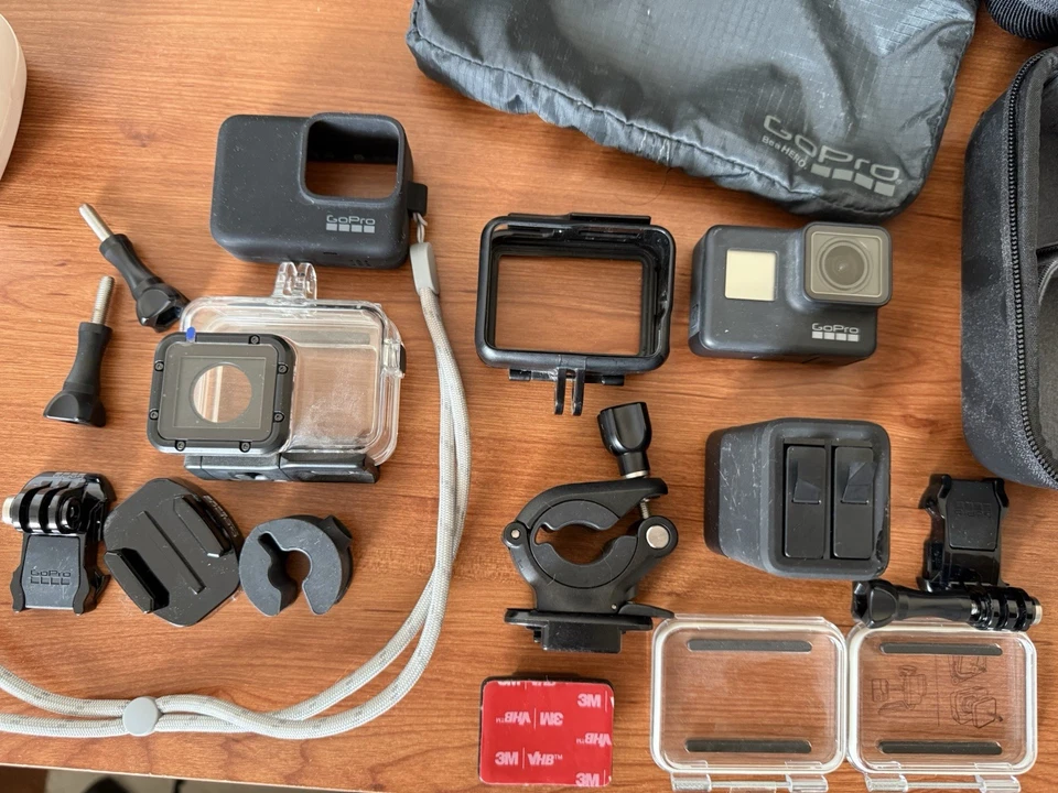 GoPro HERO7 Black 12 Mpix Caméra d'Action Étanche - Noire - Photo 1/4