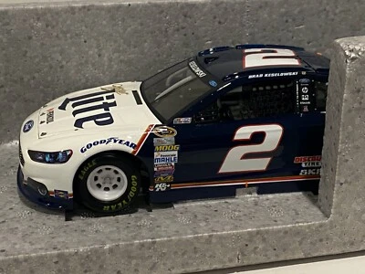 Brad Keselowski 2015 #2 Miler Lite Retro Fan Vote 1/24 Foto 1 de 4