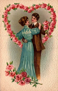 CARTOLINA SAN VALENTINO Coppia danzante, Cuore di rose dietro, 1912, in rilievo - Foto 1 di 2