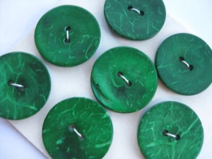 25mm Large Lovely Deep Green Matte Coconut Shell Designer Sewing Buttons Set 7 - Picture 1 of 6