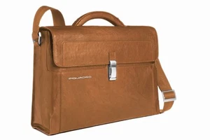 Piquadro Tan Up2Date organized briefcase, metal clasp, PC Sleeve CA1045UP/CU - Picture 1 of 4