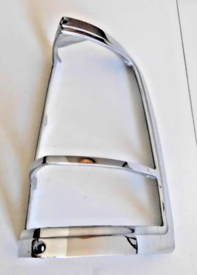 1971 1972 1973 PONTIAC CATALINA STATION WAGON MOLDURA TRASEIRA DIREITA DIREITA. 5963730 - Imagem 1 de 4