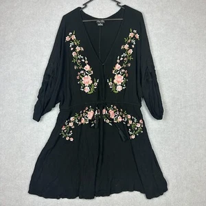 City Chic Dress Womens Medium Black Embroidered Floral Tie Waist Oversized - Picture 1 of 6