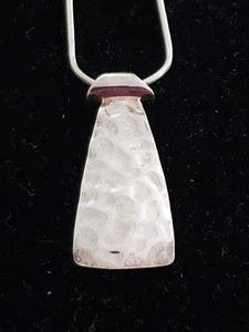 Silpada N1592 925 Sterlingsilber gehämmert geschwungen Krawatte Anhänger Halskette 18" Kette - Bild 1 von 7