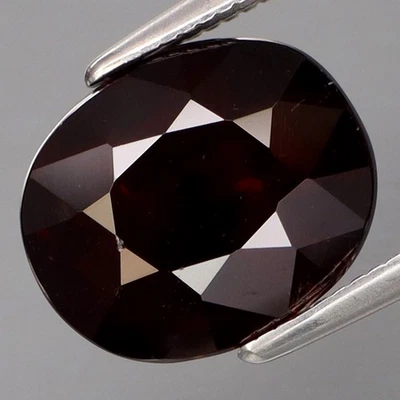 4.51Ct.Attractive Color! Natural Red Mozambique Garnet Loose Gemstone Africa - Image 1 of 4