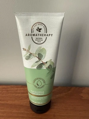 Bath & Body Works Moisturizing Body Wash 10 Ounces Eucalyptus + Spearmint New - Image 1 of 2