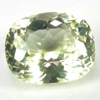 ~HECHIZANTE~ GEMA DE BERILO BRASILEÑO COLOR AMARILLO CLARO 1,5 QUILATES - CORTE OVALADO Foto 1 de 3