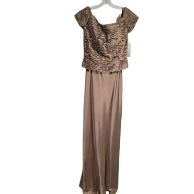 Vestido formal Montage by Mon Cheri color topo para mujer talla 14 Foto 1 de 4