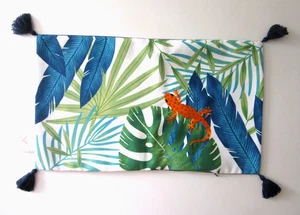 BOTANICAL TROPICAL SALAMANDER LIZARD TASSELED PILLOW COVER ~ 14" x 24"  ~ NEW - Picture 1 of 8