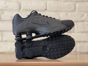 Nike Shox R4 GS schwarz CW2626-003 Jugend Größe 5,5 Y Damen 7 Laufschuhe NBY - Bild 1 von 10