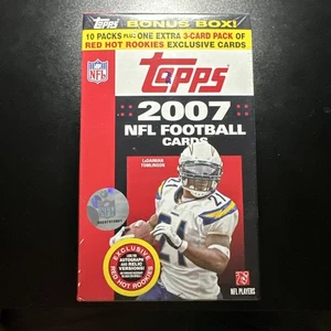 Topps 2007 NFL Football Cards Sealed BOX 10 Packs/6 Karten Bonus Box - Bild 1 von 4