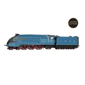 Hornby R30422 Dublo LNER Class A4 Dominion of New Zealand 4492 Steam Locomotive - Picture 1 of 9