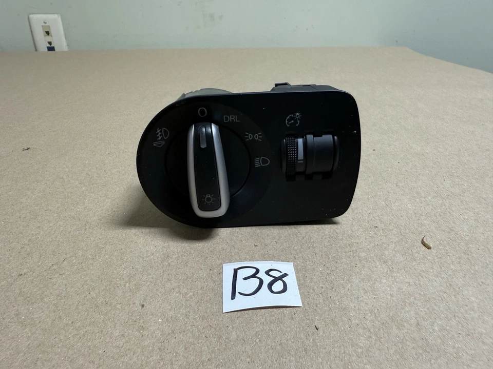 Interruptor de luz antiniebla faro AUDI A3/TT 2010-13 # 8P1 941 531 DG B8 Foto 1 de 4