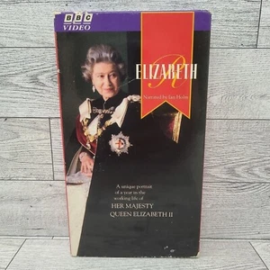 Queen Elizabeth: A Year in the Working Life (VHS, 1992) BBC Video Narr. Ian Holm - Picture 1 of 2