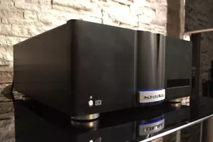 Krell Duo 125 XD - Class A Stereo Power Amplifier (250 WPC / 4 Ohms) - Picture 1 of 9