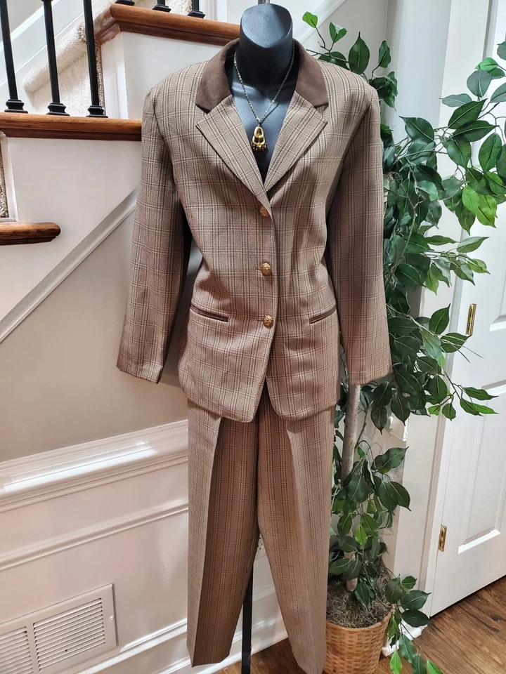 Blazer y pantalón para mujer Alfred Dunner marrón poliéster manga larga traje de 2 piezas 10 Foto 1 de 4