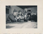 Photo Wk II Armed Forces 10 Armored Division Soldiers Kameraden Room